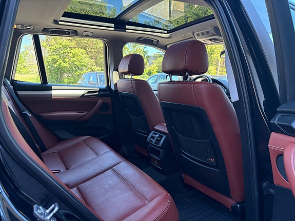 BMW X3 11 of 12