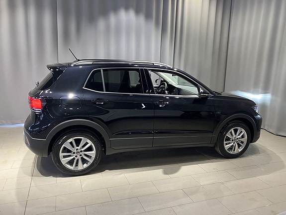 Volkswagen T-Cross 3 of 5