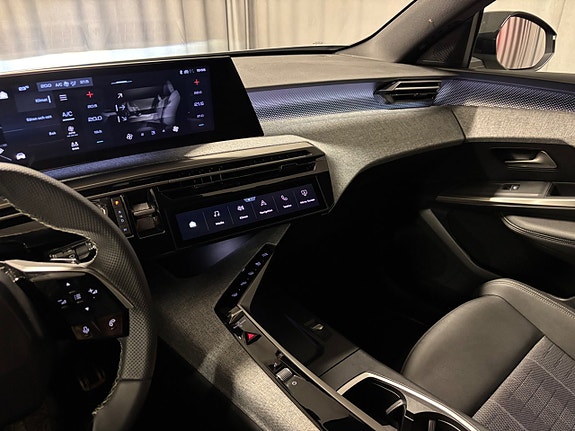 Peugeot 5008 17 of 20