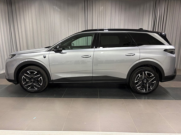 Peugeot 5008 2 of 20