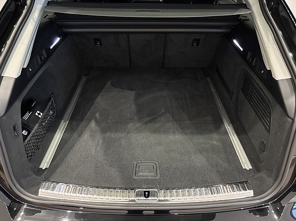 Audi A6 8 of 27