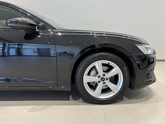 Audi A6 3 of 27