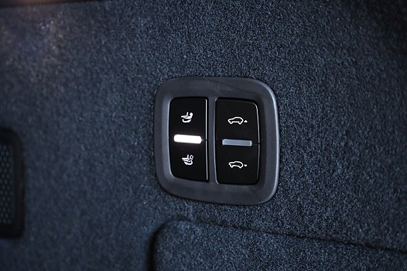 Porsche Cayenne 28 of 29