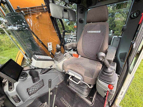 Liebherr R914 Compact S - LÅGA TIMMAR 10 of 12
