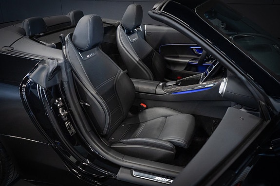 Mercedes-Benz SL43 15 of 24
