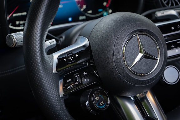 Mercedes-Benz SL43 19 of 24