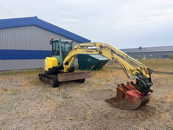 Yanmar Vio 57 4 of 5
