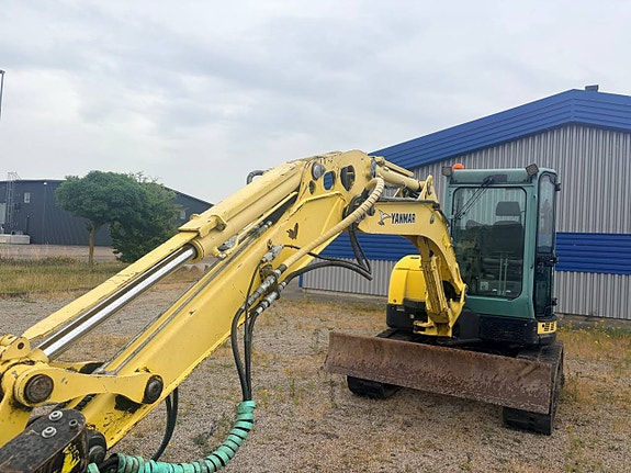 Yanmar Vio 57 7 of 12