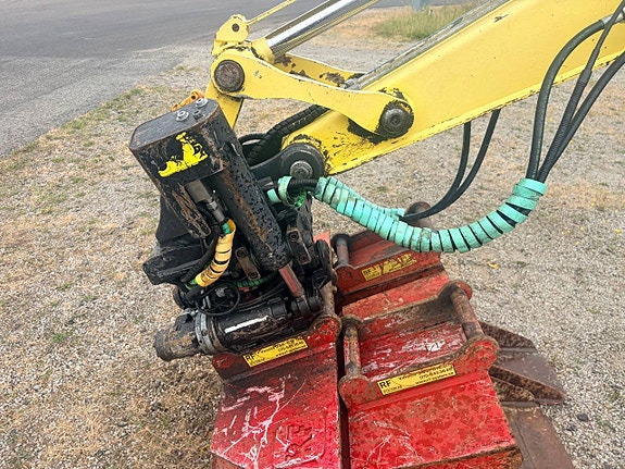 Yanmar Vio 57 6 of 12