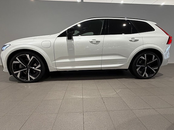 Volvo XC60 3 of 5