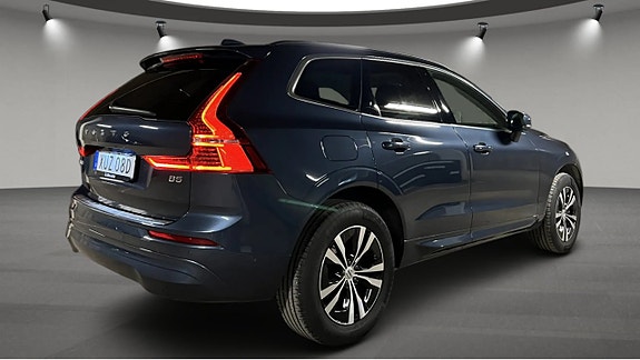 Volvo XC60 3 of 5