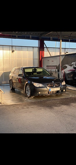BMW 535d 2 of 3