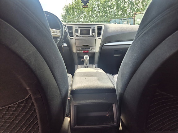 Subaru Outback 18 of 25