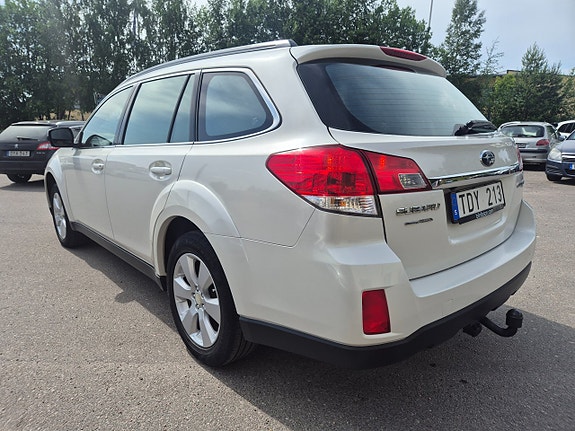 Subaru Outback 5 of 5