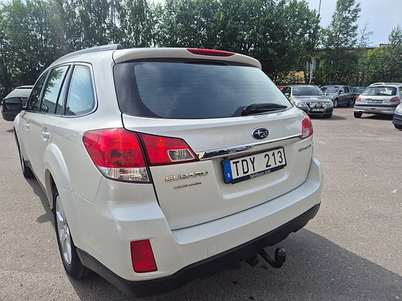 Subaru Outback 7 of 25