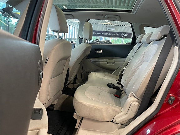 Nissan Qashqai+2 8 of 16