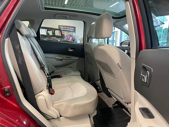 Nissan Qashqai+2 10 of 16