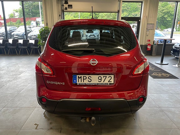 Nissan Qashqai+2 4 of 5