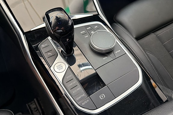 BMW 320d 14 of 20
