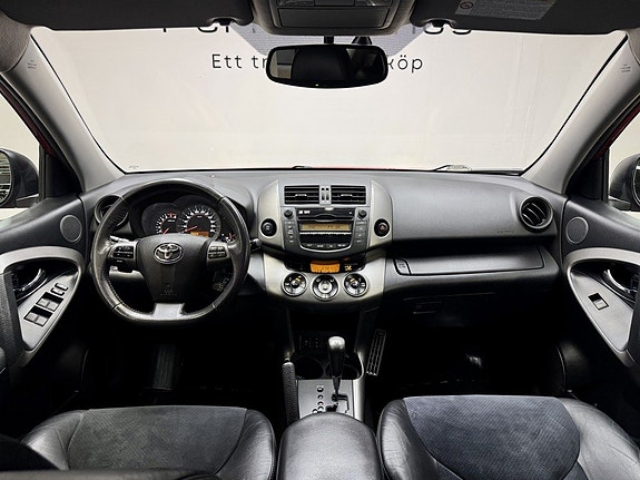 Toyota RAV4 16 of 18