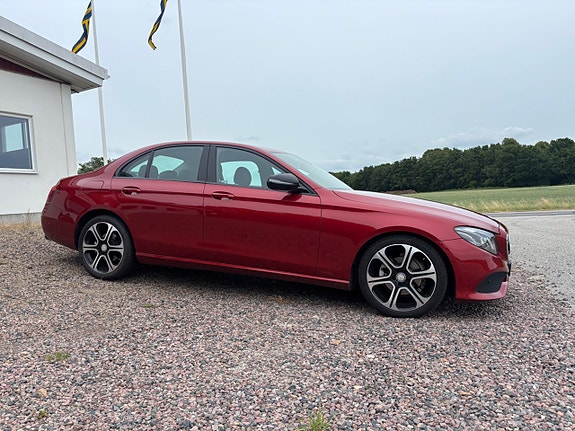 Mercedes-Benz E220 d 9 of 14