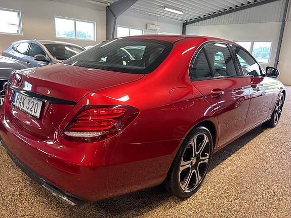 Mercedes-Benz E220 d 10 of 14