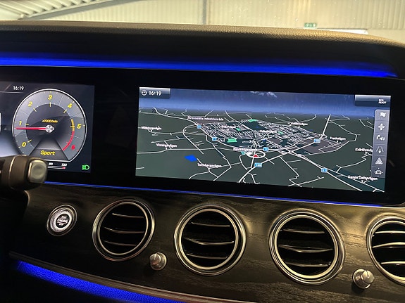 Mercedes-Benz E220 d 14 of 14