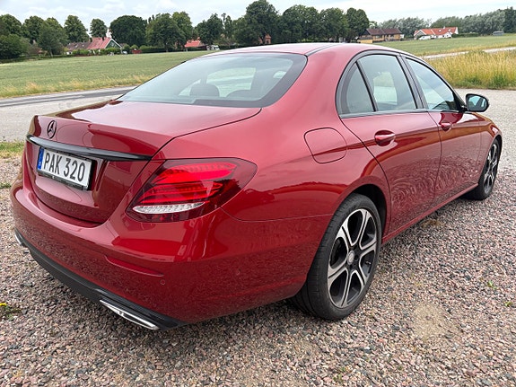 Mercedes-Benz E220 d 8 of 14