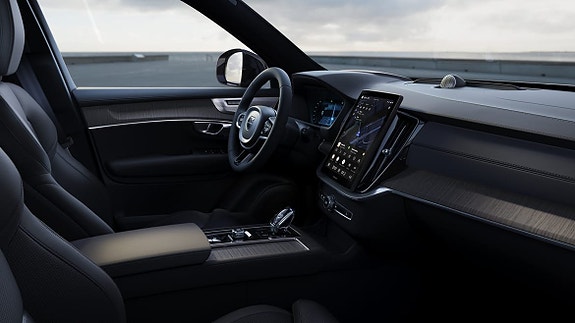 Volvo XC90 25 of 30