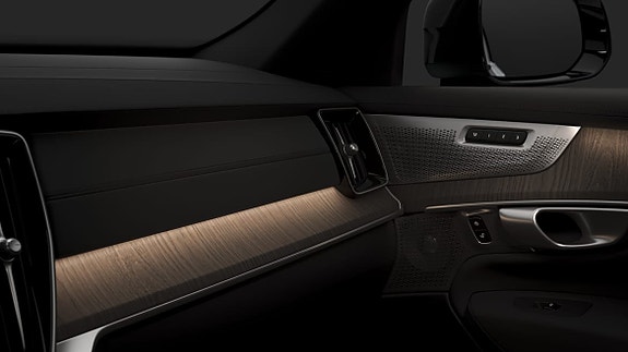 Volvo XC90 28 of 30