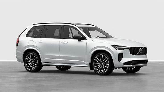Volvo XC90 7 of 30