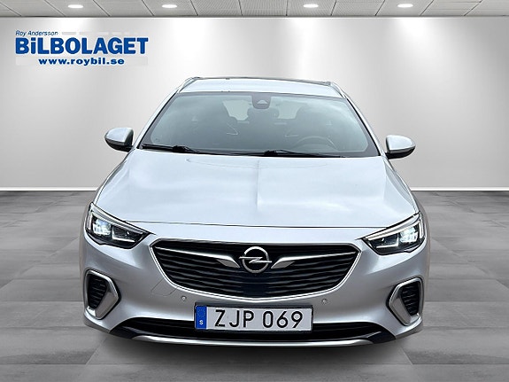 Opel Insignia 4 of 5