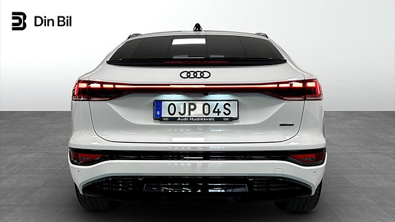 Audi Q6 e-tron 5 of 5