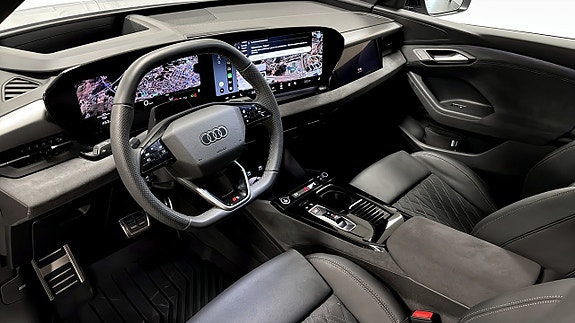 Audi Q6 e-tron 7 of 22