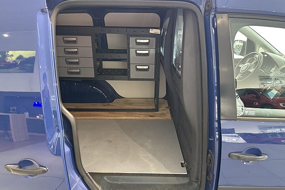 Volkswagen Caddy 16 of 22