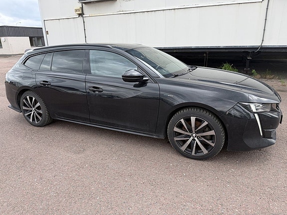 Peugeot 508 2 of 5