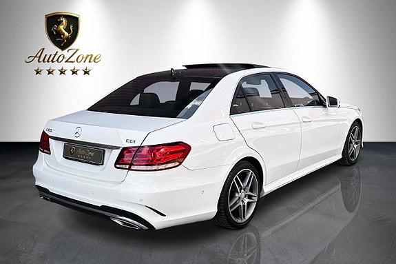 Mercedes-Benz E220 6 of 17