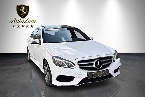 Mercedes-Benz E220 4 of 5