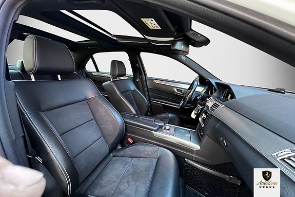 Mercedes-Benz E220 14 of 17