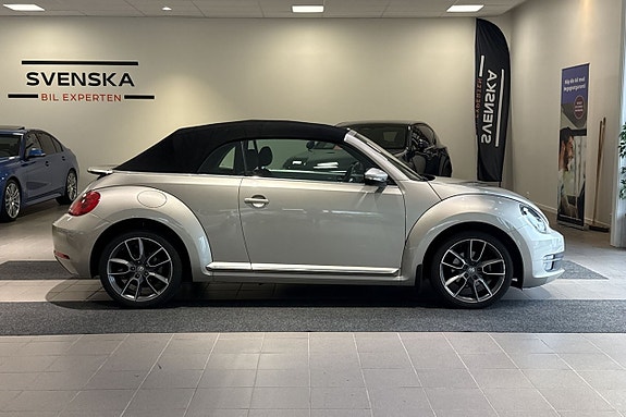 Volkswagen Beetle 4 of 5
