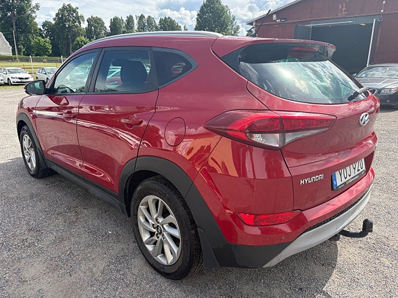 Hyundai Tucson 4 of 5