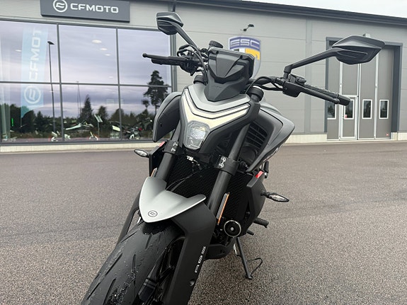 CFMOTO 450Nk - Köp Online 9 of 12