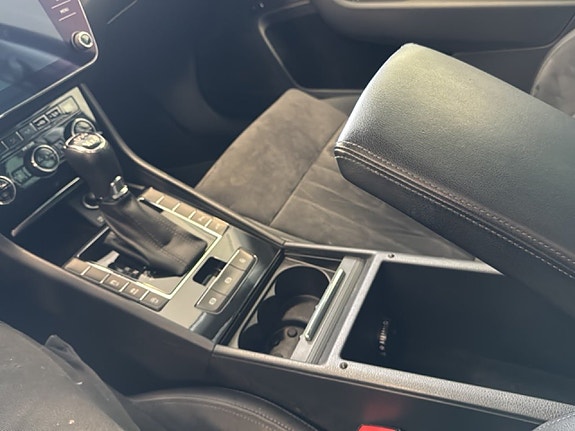 Skoda Superb 16 of 23