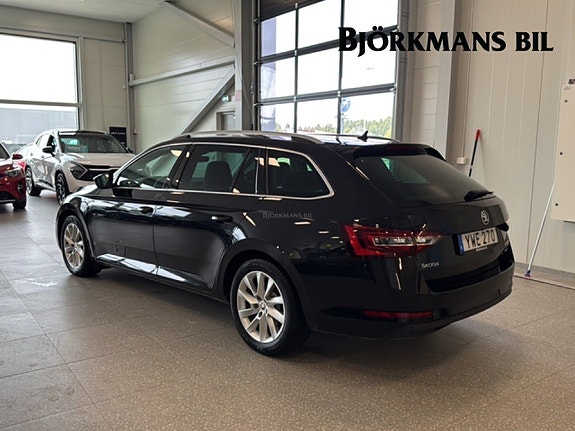 Skoda Superb 6 of 23