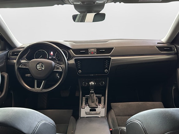 Skoda Superb 7 of 23