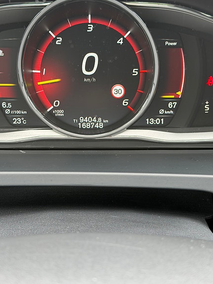 Volvo V60 Cross Country 5 of 5
