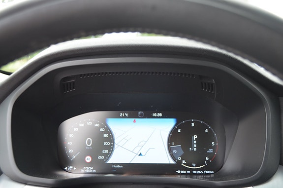 Volvo XC60 15 of 20