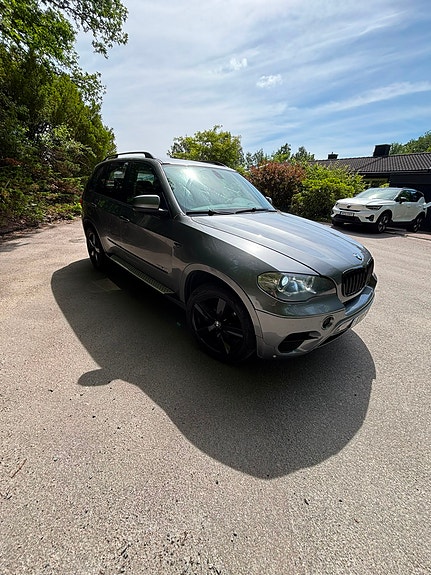 BMW X5 3 of 16