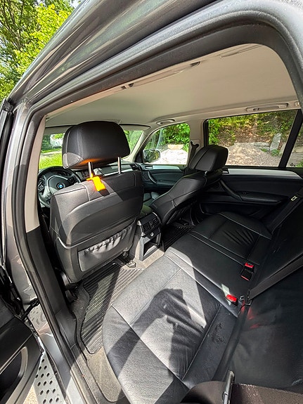BMW X5 12 of 16