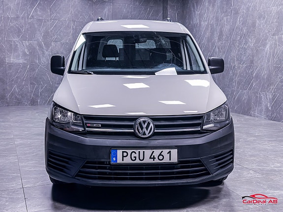 Volkswagen Caddy Maxi 2 of 5
